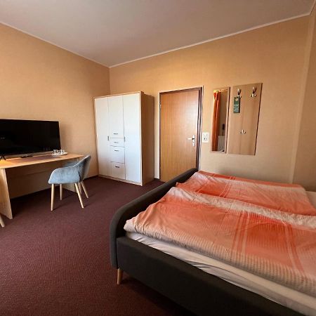 Hotelpension Am Thermalbad Bad Nenndorf Bagian luar foto