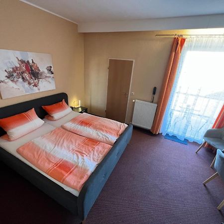 Hotelpension Am Thermalbad Bad Nenndorf Bagian luar foto