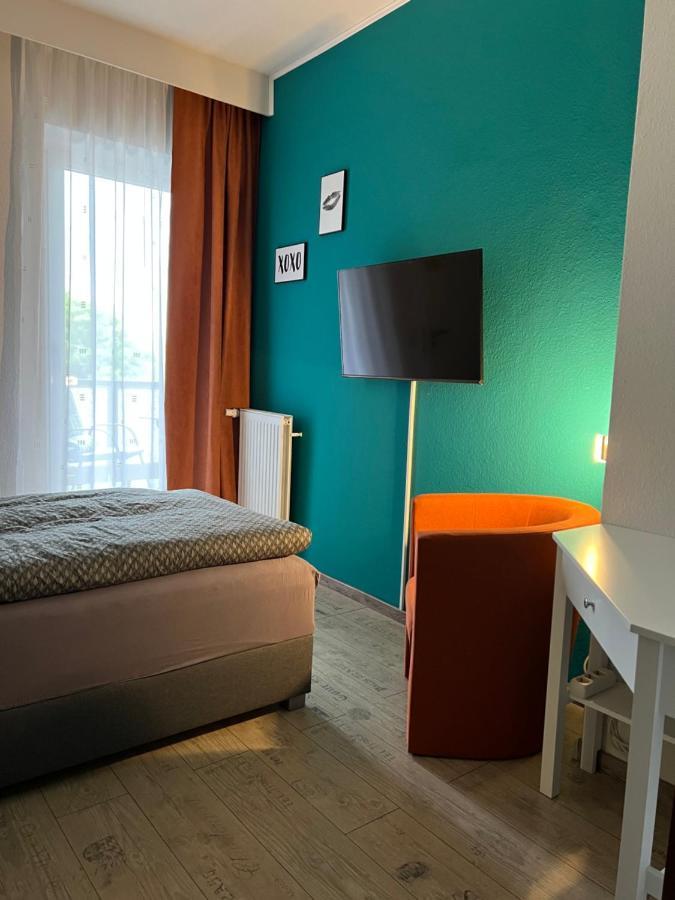 Hotelpension Am Thermalbad Bad Nenndorf Bagian luar foto