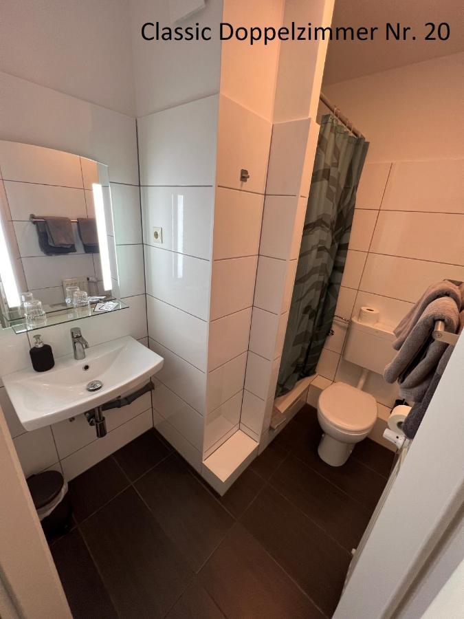 Hotelpension Am Thermalbad Bad Nenndorf Bagian luar foto