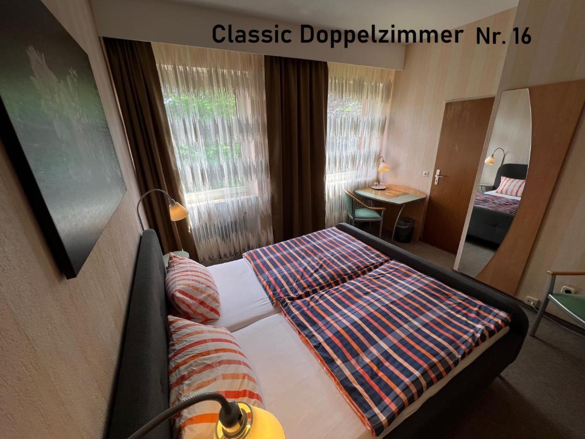 Hotelpension Am Thermalbad Bad Nenndorf Bagian luar foto